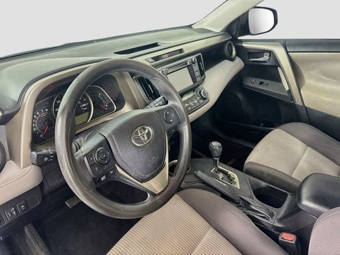 Used 2015 Toyota RAV4 XLE FWD image 9
