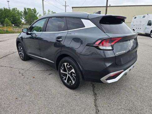 Used 2024 Kia Sportage EX AWD/4WD image 5