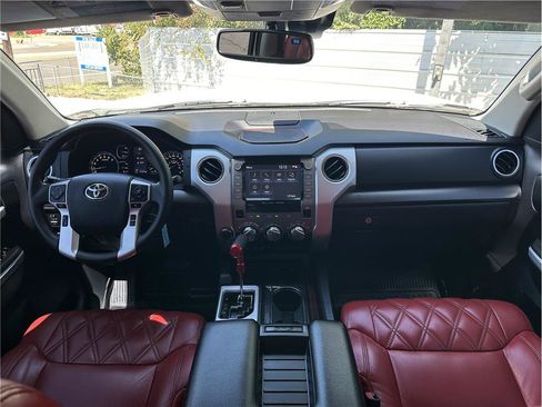 Used 2020 Toyota Tundra SR5 w/ SR5 Upgrade Package AWD/4WD image 19