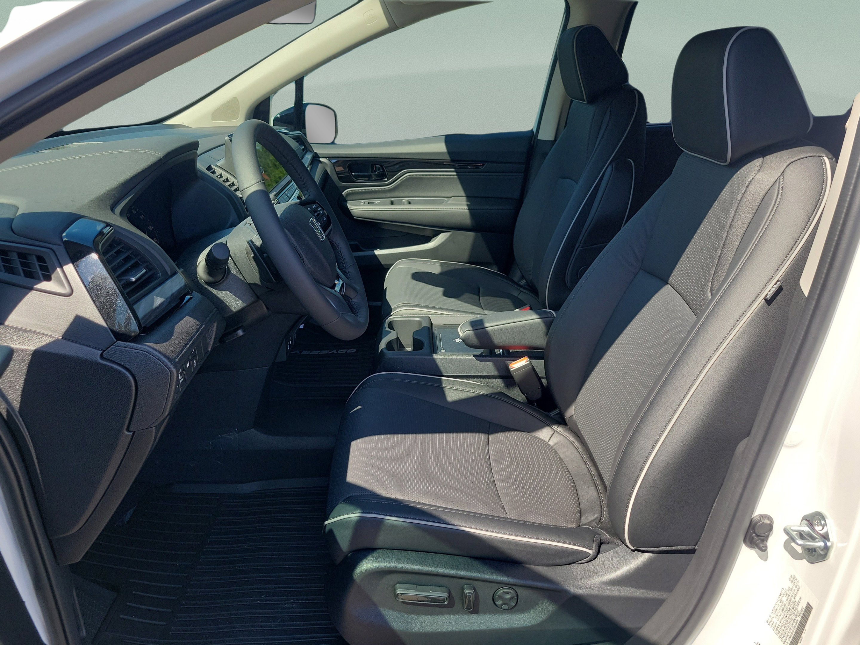 New 2027 Honda Odyssey Elite image 24