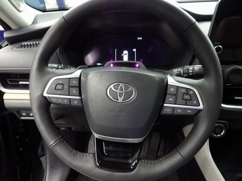 Used 2025 Toyota Grand Highlander AWD image 48