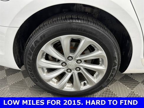 Used 2015 Buick LaCrosse Leather w/ Experience Buick Package image 18