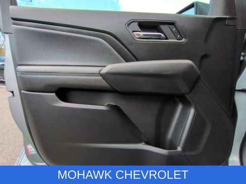 Certified 2023 Chevrolet Colorado LT w/ LT Convenience Package II AWD/4WD image 23