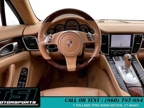 Used 2011 Porsche Panamera image 5