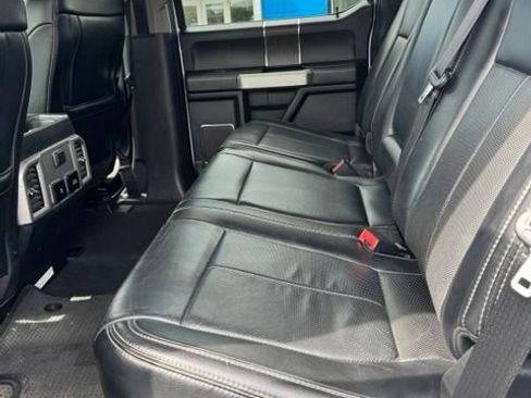 Used 2020 Ford F250 Lariat w/ Lariat Value Package AWD/4WD image 3