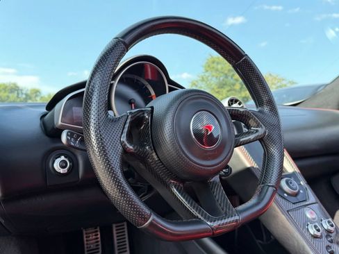 Used 2015 McLaren 650S Spider RWD image 50