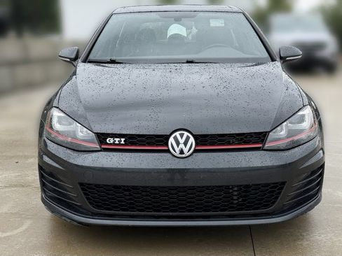 Used 2016 Volkswagen GTI SE w/ Lighting Package (SEL) FWD image 8