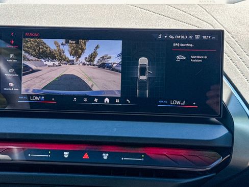 Certified 2025 BMW X3 xDrive30i w/ M Sport Package image 14