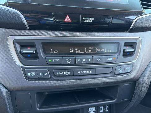 Certified 2023 Honda Ridgeline Sport image 12