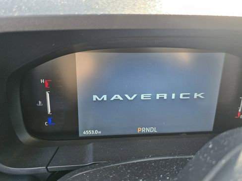 Used 2025 Ford Maverick XL image 15