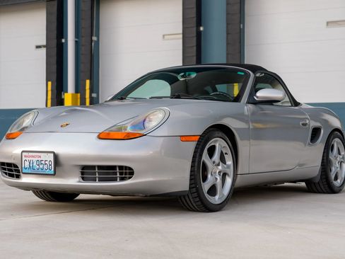 Used 1999 Porsche Boxster RWD image 89