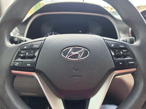 Used 2019 Hyundai Tucson Value AWD/4WD image 18