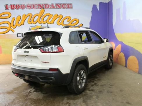 Used 2019 Jeep Cherokee Trailhawk w/ Comfort & Convenience Group AWD/4WD image 8