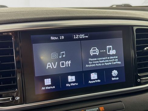 Used 2022 Kia Sportage EX image 16