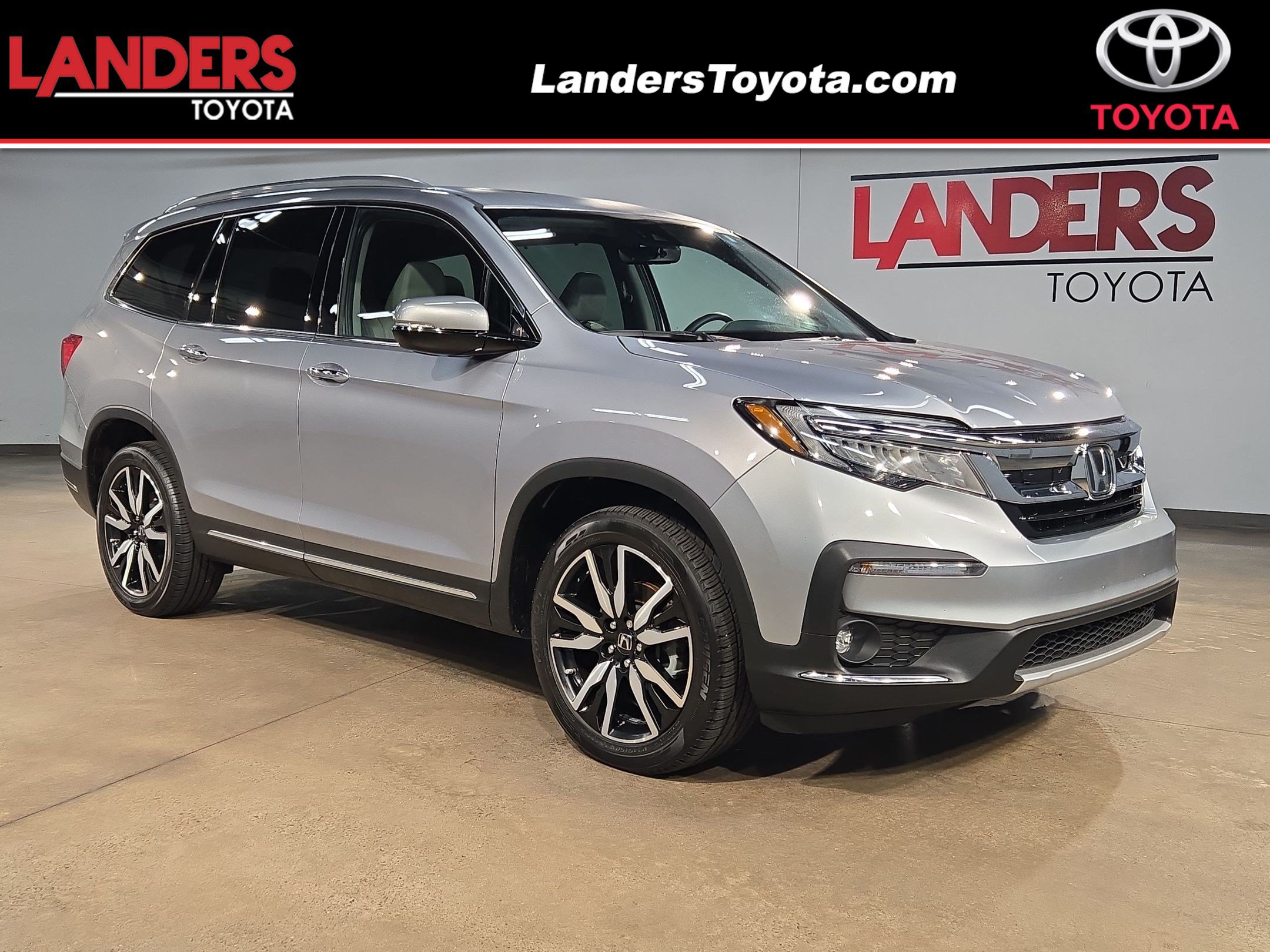 Used 2021 Honda Pilot Elite image 1