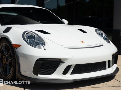Used 2019 Porsche 911 GT3 RS RWD image 2
