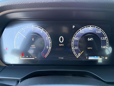 New 2025 Jeep Grand Cherokee L Altitude image 32