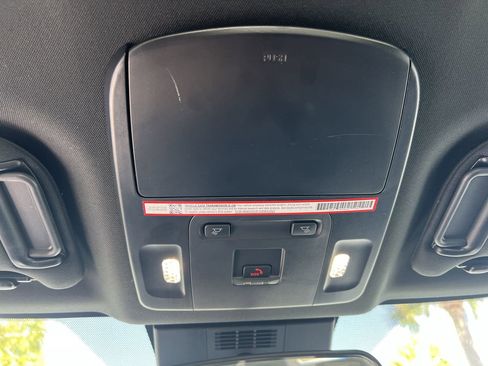 Used 2025 Toyota Camry SE FWD image 28