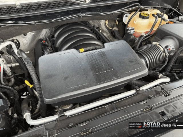 Used 2022 Chevrolet Silverado 1500 ZR2 w/ Technology Package AWD/4WD image 28