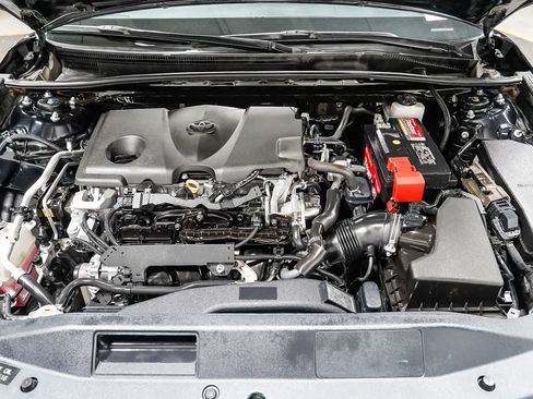Certified 2019 Toyota Camry SE FWD image 27