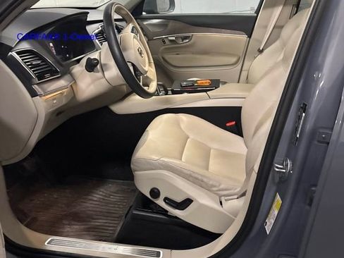 Certified 2023 Volvo XC90 B6 Plus w/ Protection Package Premier image 4