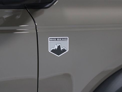 New 2025 Ford Bronco Big Bend w/ Black Diamond Package image 11