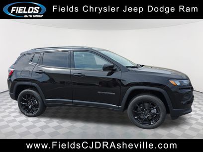 New 2025 Jeep Compass Latitude w/ Convenience Group