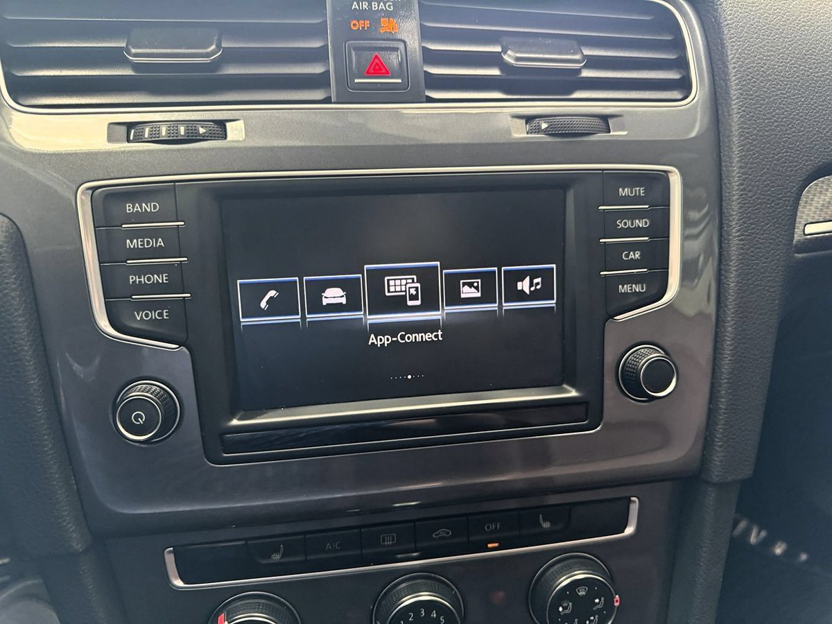 Used 2017 Volkswagen Golf Alltrack SE AWD/4WD image 29