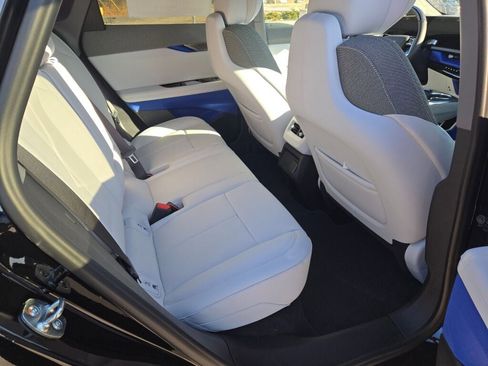 New 2026 Cadillac Optiq Luxury 1 image 10