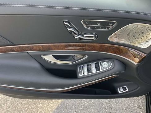 Used 2016 Mercedes-Benz S 600 image 19
