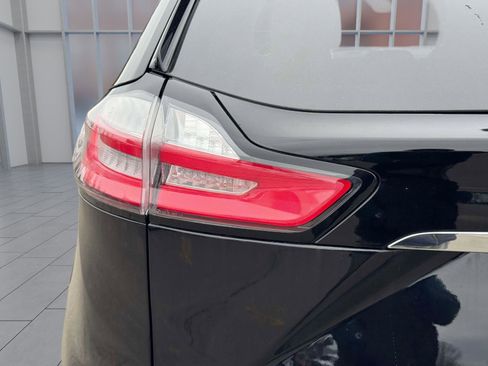 Used 2020 Ford Edge SEL w/ Convenience Package image 10