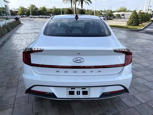 Used 2021 Hyundai Sonata SE FWD image 3