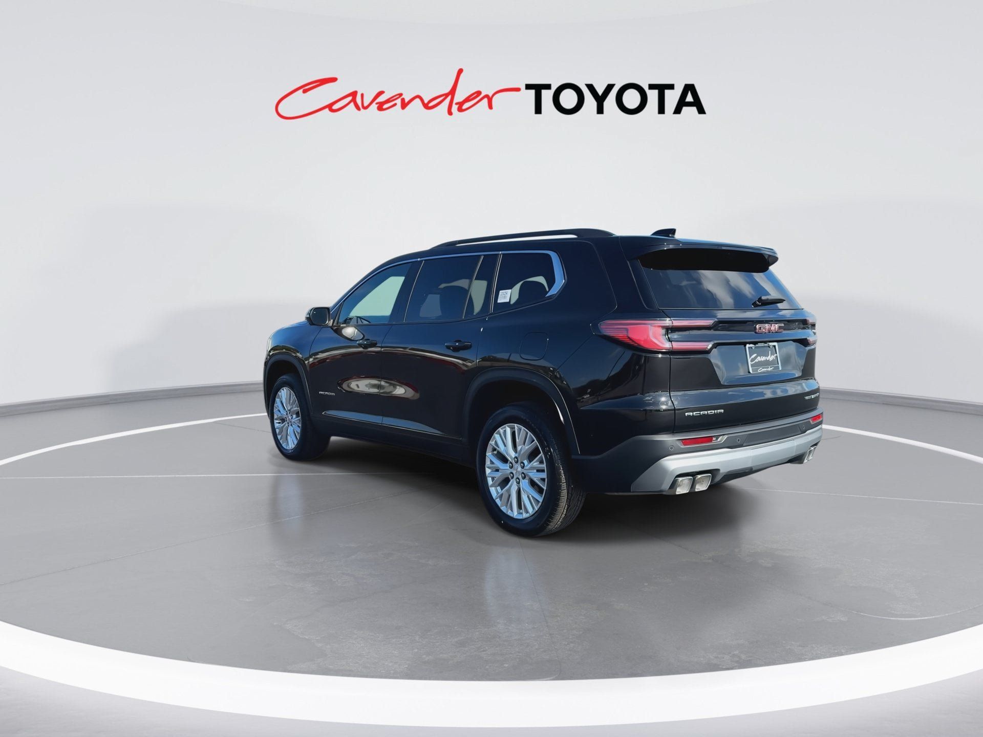 Used 2026 GMC Acadia Elevation w/ Elevation Premium Package FWD image 6