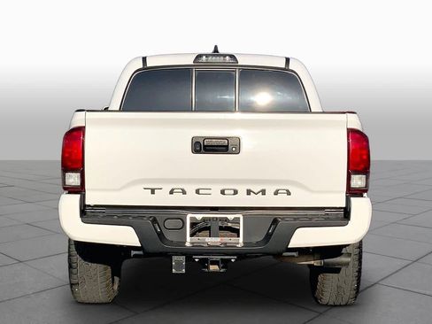 Used 2019 Toyota Tacoma SR w/ SR Convenience Package RWD image 5