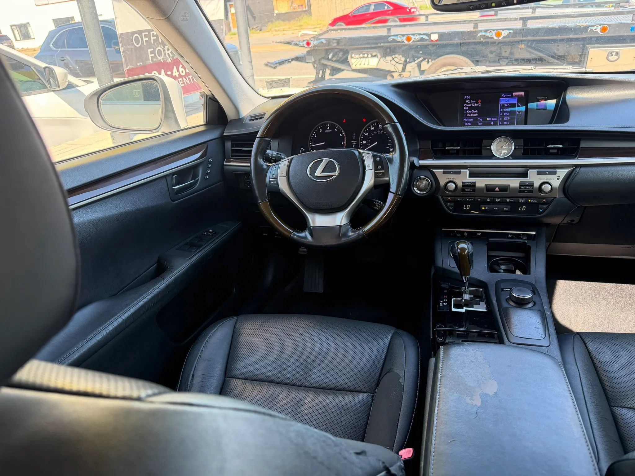Used 2014 Lexus ES 350 w/ Premium Package FWD image 17