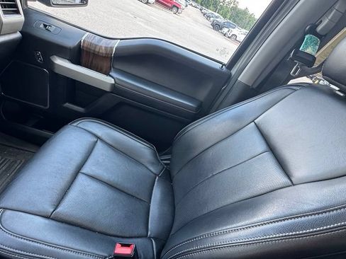 Used 2020 Ford F150 Lariat w/ Equipment Group 502A Luxury AWD/4WD image 25