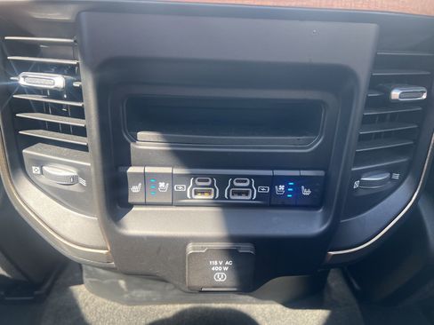 Used 2023 RAM 1500 Limited w/ Bed Utility Group image 35