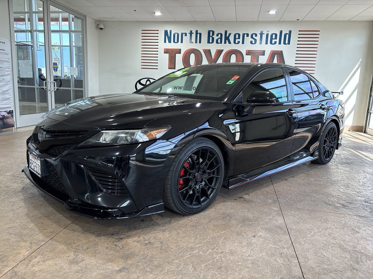 Used 2020 Toyota Camry TRD FWD image 1