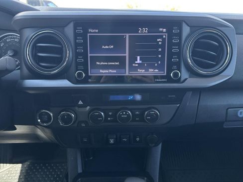 Used 2021 Toyota Tacoma TRD Off-Road image 29