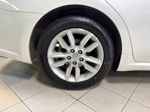 Used 2015 Toyota Avalon XLE image 10