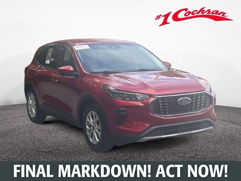 Used 2023 Ford Escape Active w/ Tech Pack #2 FWD image 1