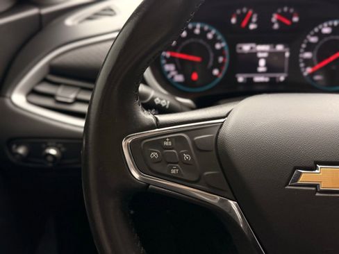 Used 2021 Chevrolet Malibu RS image 37