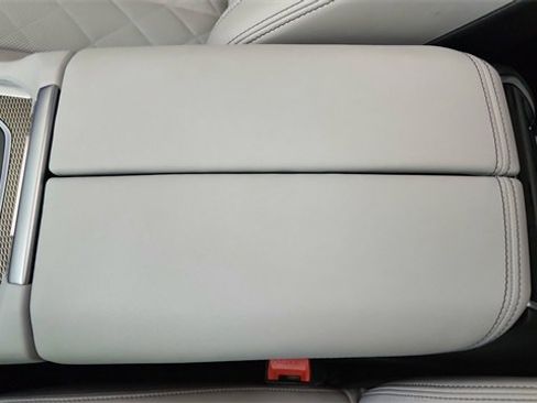 Used 2023 BMW X6 xDrive40i w/ M Sport Package image 59