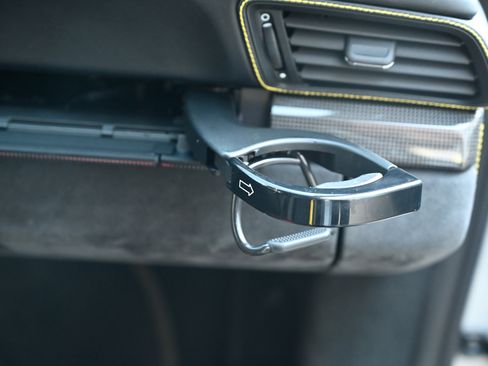 Used 2018 Porsche 911 GT3 image 44