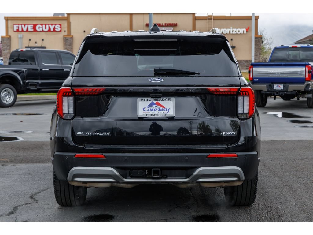Used 2025 Ford Explorer Platinum w/ LUX Leather Package AWD/4WD image 4