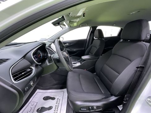 Used 2024 Chevrolet Malibu LT image 17