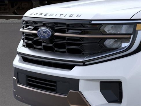 New 2025 Ford Expedition Max King Ranch image 17