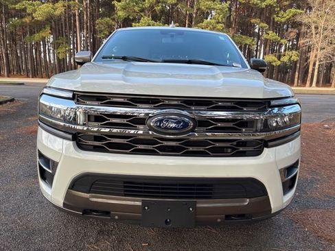 Used 2023 Ford Expedition Max King Ranch image 9
