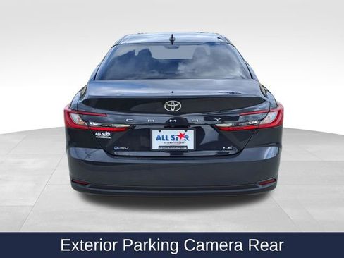 Used 2025 Toyota Camry LE w/ Convenience Package FWD image 7