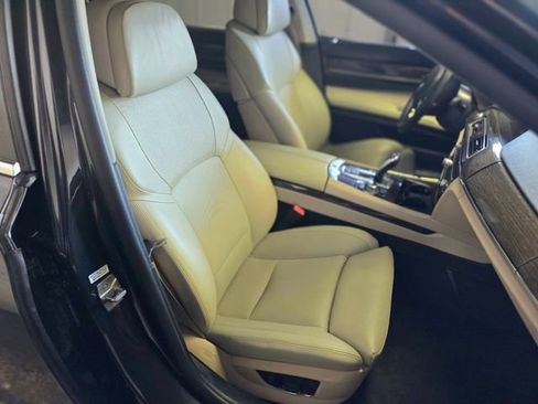 Used 2012 BMW ALPINA B7 ALPINA B7 LWB image 22